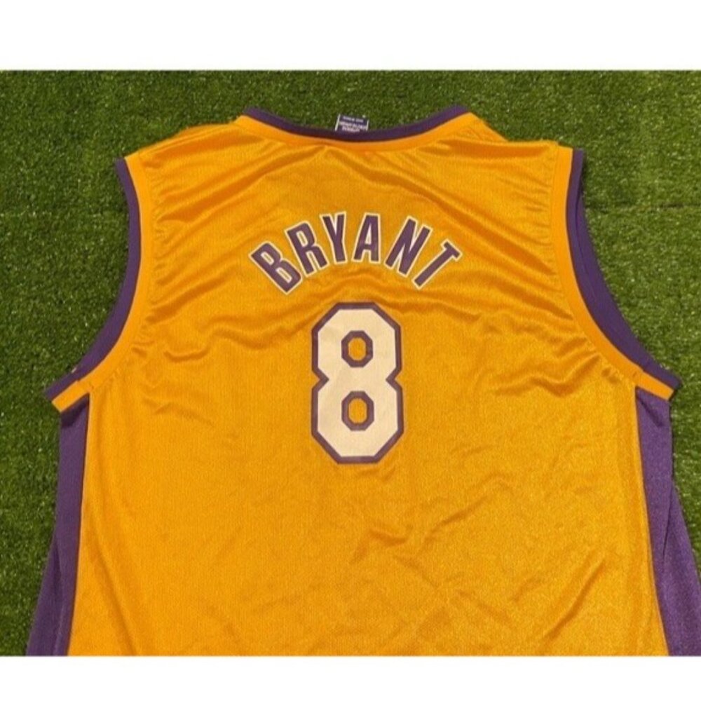 Vintage Los Angeles Lakers jersey youth XL yellow champion kobe bryant #8 1990s - Picture 6 of 8